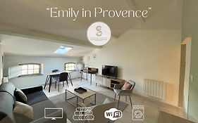 Emily In Provence Arles Centre